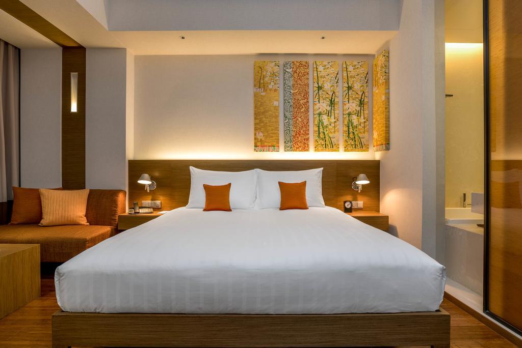 होटल Pullman King Power Bangkok